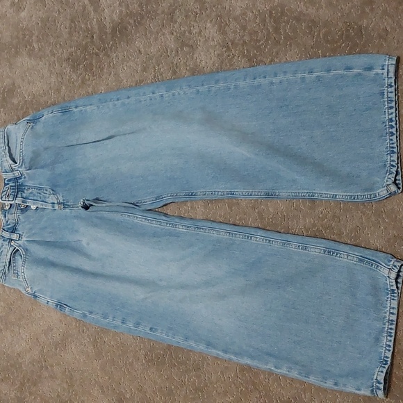 We The Free Denim - We The Free Light Blue Wash Relaxed Wide Leg Ankle Jeans NWOT